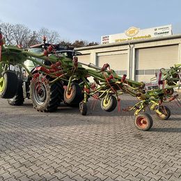 Claas Volto 1050