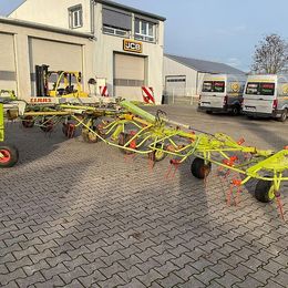 Claas Volto 1050