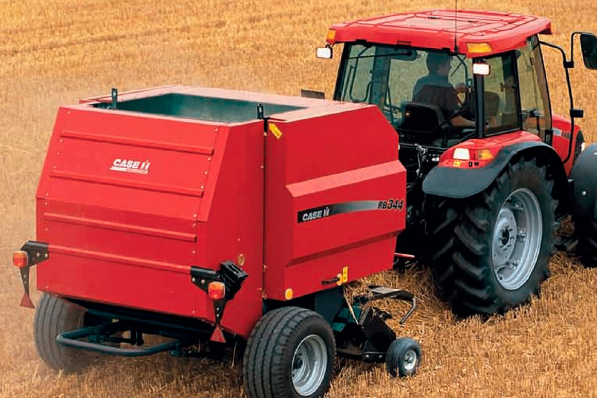 CASE IH Festkammerpresse RB 344