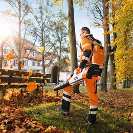 Stihl Blasgeräte und Saughäcksler